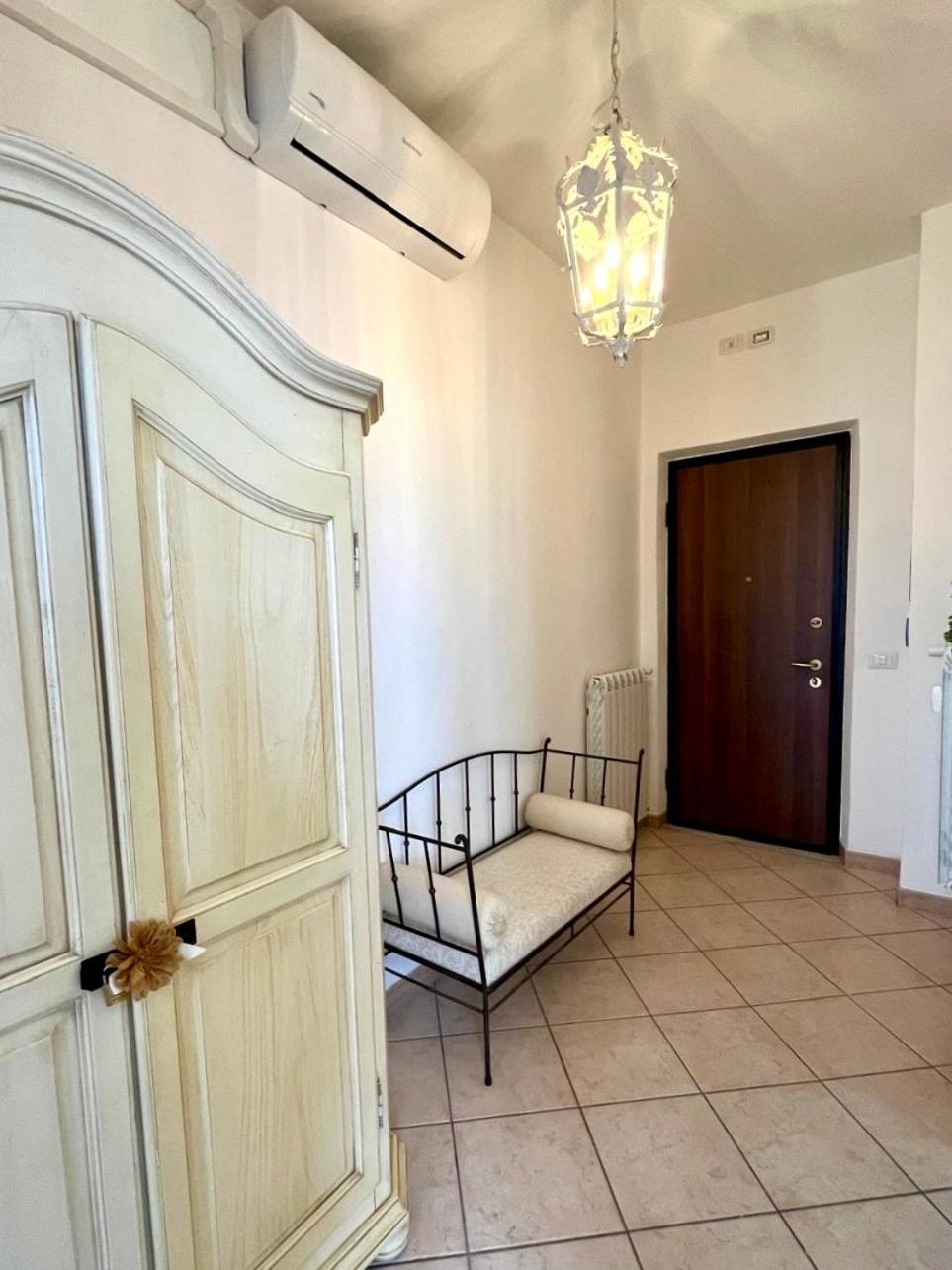 Appartamento Ciampino - Cavaliere Di Cuori 外观 照片